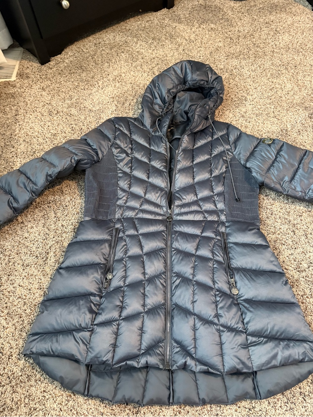 Bernardo Women's EcoPlume Hooded Packable Quilted Puffer Coat — Size Large